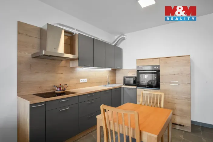 Pronájem bytu 2+kk, Praha - Dolní Měcholupy, Honzíkova, 54 m2