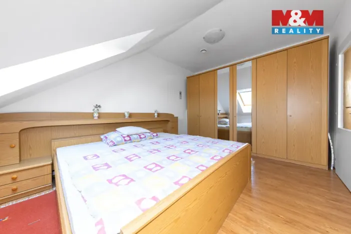 Prodej rodinného domu, Křepice, 183 m2