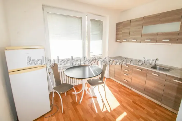 Pronájem bytu 1+1, Mikulov, Větrná, 31 m2