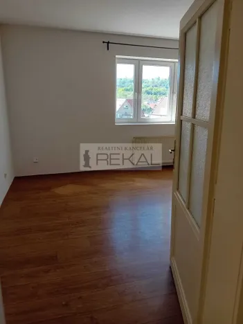 Pronájem bytu 3+kk, Praha - Dejvice, Evropská, 82 m2