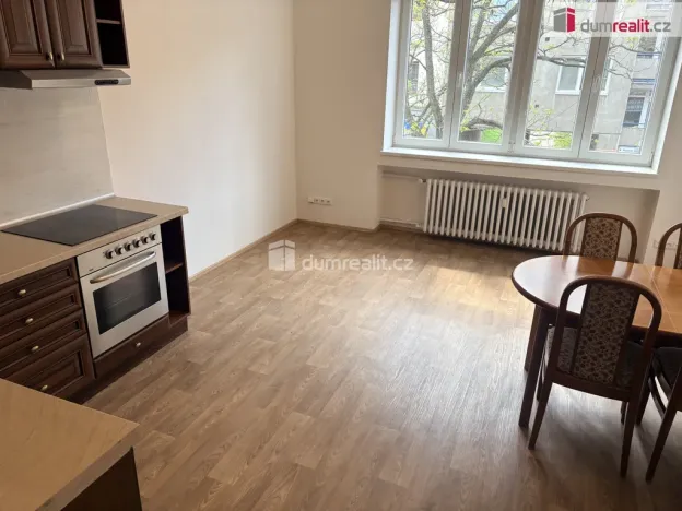Pronájem bytu 2+kk, Hodonín, Národní třída, 42 m2