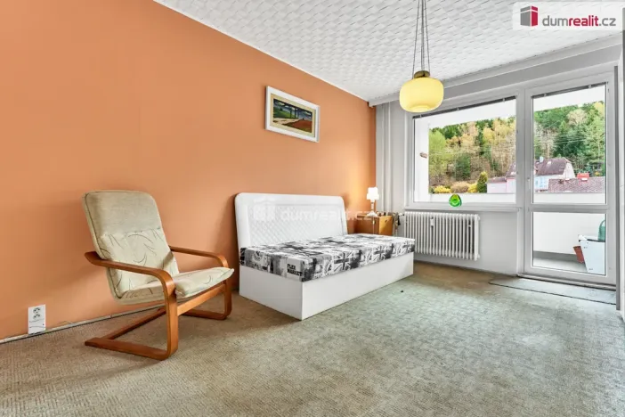 Prodej bytu 2+1, Karlovy Vary - Doubí, Modenská, 60 m2