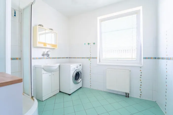 Prodej rodinného domu, Kolín - Sendražice, K Ovčárům, 206 m2