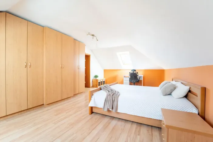 Prodej rodinného domu, Kolín - Sendražice, K Ovčárům, 206 m2
