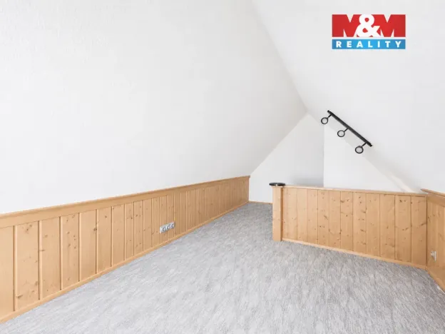 Pronájem bytu 3+kk, Praha - Běchovice, Na Korunce, 99 m2