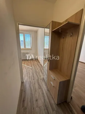 Pronájem bytu 2+kk, Karviná, Slovenská, 37 m2