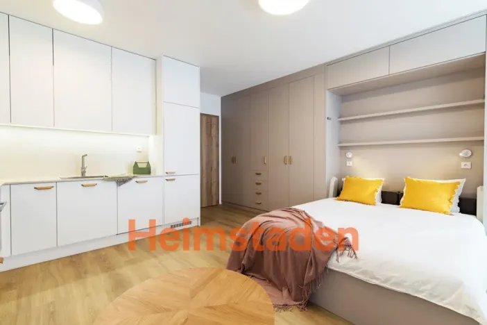 Pronájem bytu 1+kk, Praha - Holešovice, Vrbenského, 37 m2