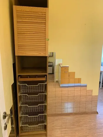 Pronájem bytu 1+kk, Praha - Holešovice, U Pergamenky, 28 m2