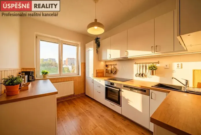 Prodej bytu 3+1, Praha - Hlubočepy, Slivenecká, 78 m2