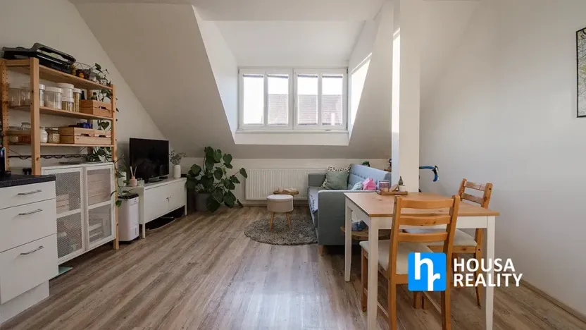 Pronájem bytu 2+kk, Praha - Vysočany, Kolmá, 49 m2