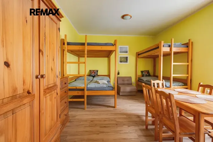 Prodej ubytování, Lipová-lázně, 703 m2