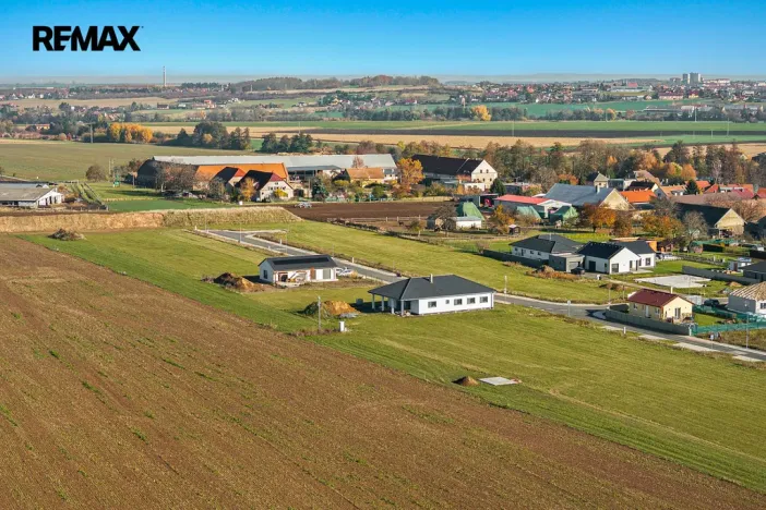 Prodej pozemku, Stolany, 1205 m2
