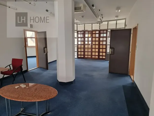 Pronájem obchodního prostoru, Plzeň, 100 m2