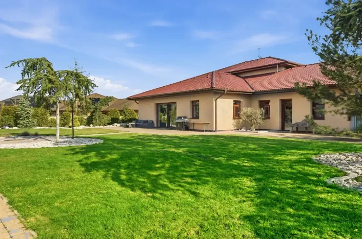 Prodej rodinného domu, Velké Přítočno, Sluneční, 438 m2