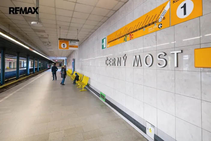 Prodej bytu 2+kk, Praha - Černý Most, Ocelkova, 56 m2