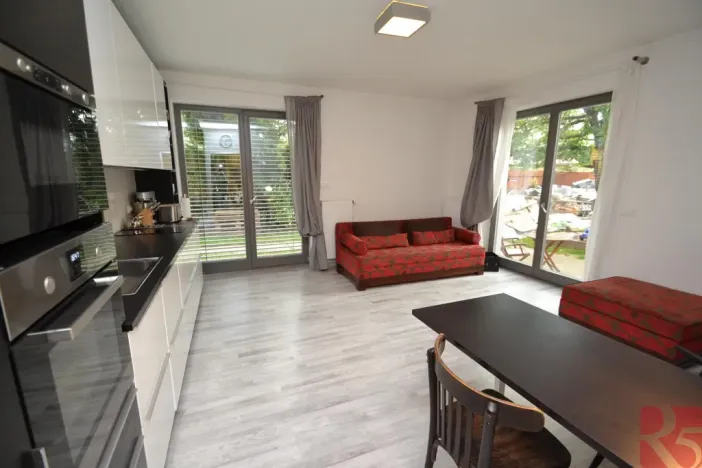 Pronájem bytu 1+kk, Praha - Dolní Měcholupy, Čs. tankistů, 50 m2