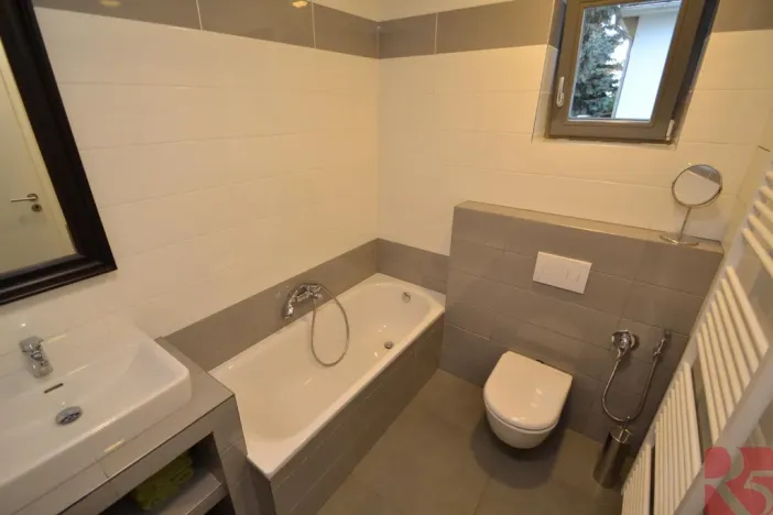 Pronájem bytu 1+kk, Praha - Dolní Měcholupy, Čs. tankistů, 50 m2