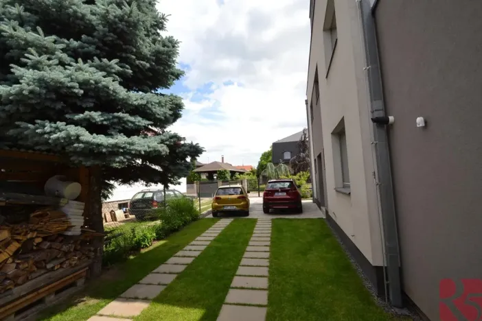 Pronájem bytu 1+kk, Praha - Dolní Měcholupy, Čs. tankistů, 50 m2