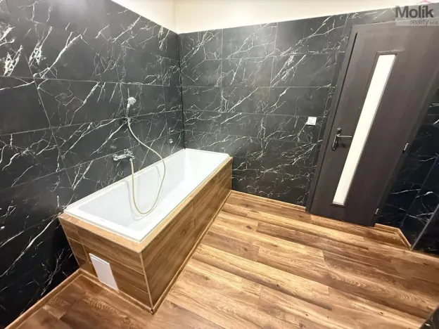 Pronájem bytu 3+kk, Lom, Osecká, 84 m2