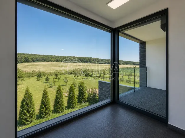 Pronájem rodinného domu, Černošice, Foglarova, 240 m2