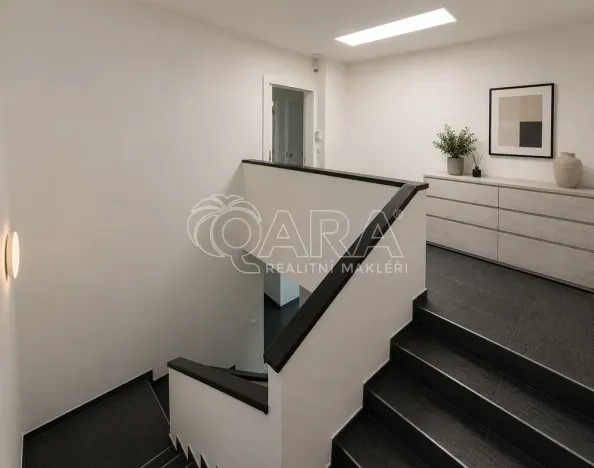 Pronájem rodinného domu, Černošice, Foglarova, 240 m2
