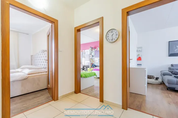 Prodej bytu 3+1, Znojmo, Dukelských bojovníků, 71 m2
