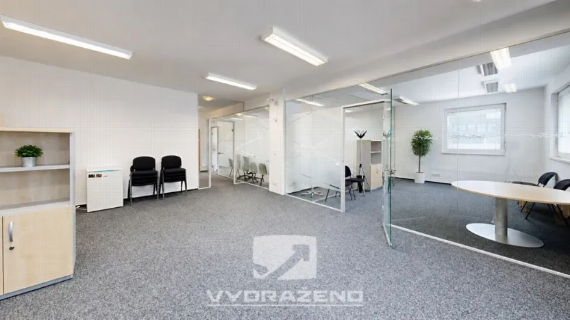 Prodej obchodního prostoru, Mladá Boleslav - Mladá Boleslav IV, Ptácká, 1800 m2