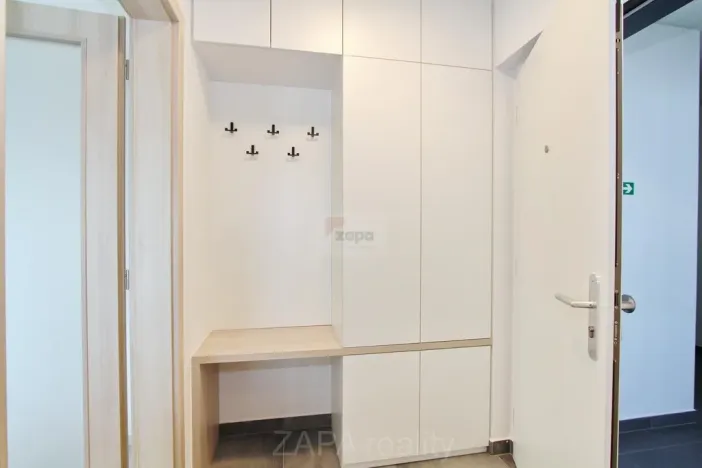 Pronájem bytu 2+kk, Praha - Bohnice, Pekařova, 43 m2