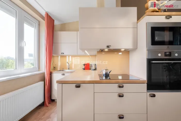 Prodej bytu 3+1, Praha - Záběhlice, Záběhlická, 85 m2