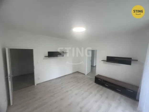 Pronájem bytu 2+1, Ostrava - Poruba, Dvorní, 56 m2