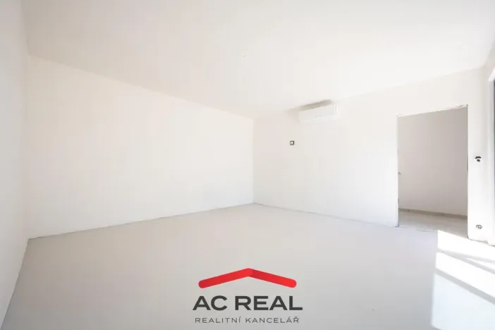 Prodej bytu 2+kk, Strachotín, Šakvická, 46 m2