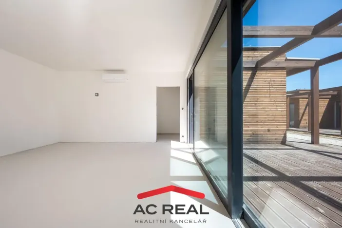 Prodej bytu 2+kk, Strachotín, Šakvická, 46 m2