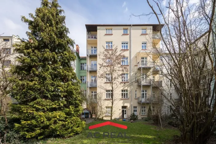 Pronájem bytu 2+1, Brno, Čápkova, 73 m2