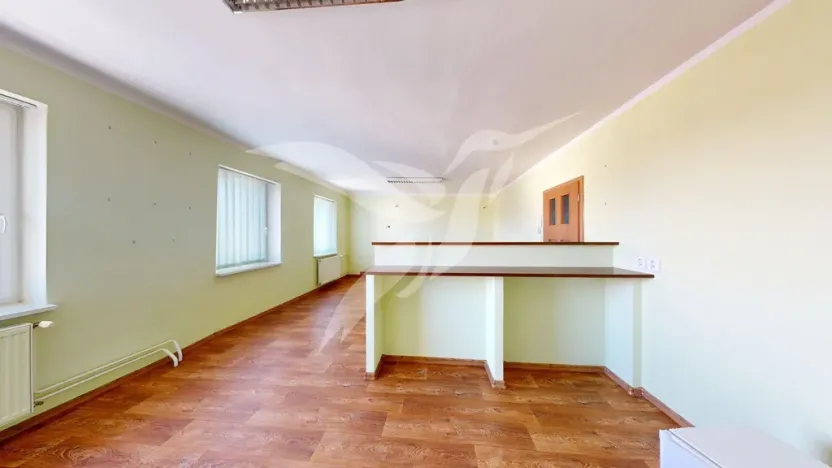 Pronájem komerční nemovitosti, Staňkov, Nádražní, 389 m2