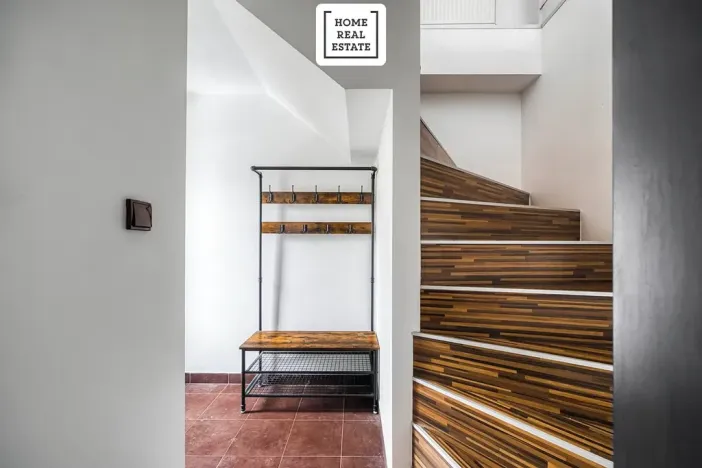 Prodej rodinného domu, Praha - Dolní Měcholupy, U svornosti, 117 m2