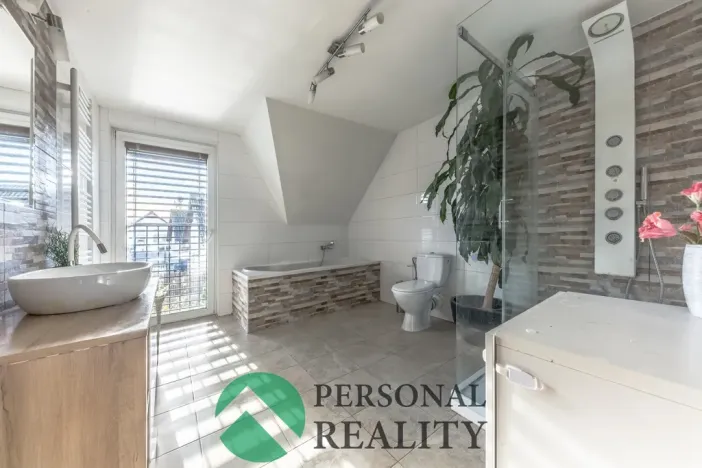 Prodej rodinného domu, Býkev, 140 m2
