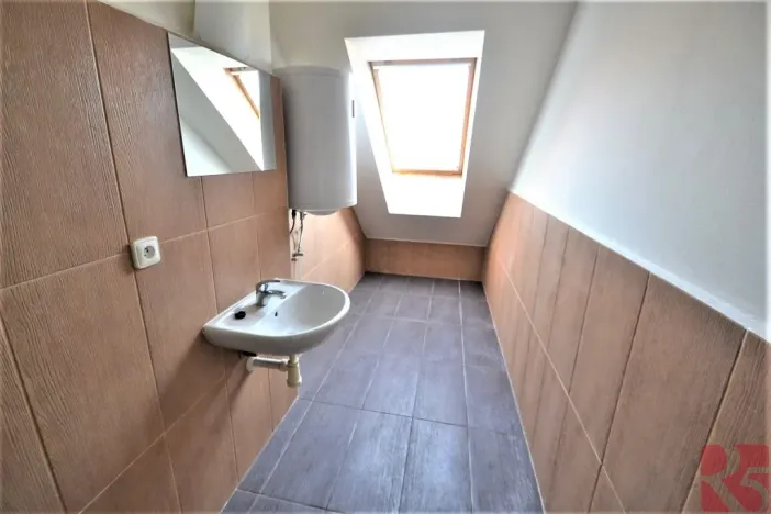 Pronájem bytu 1+kk, Praha - Vršovice, Pod Rapidem, 47 m2