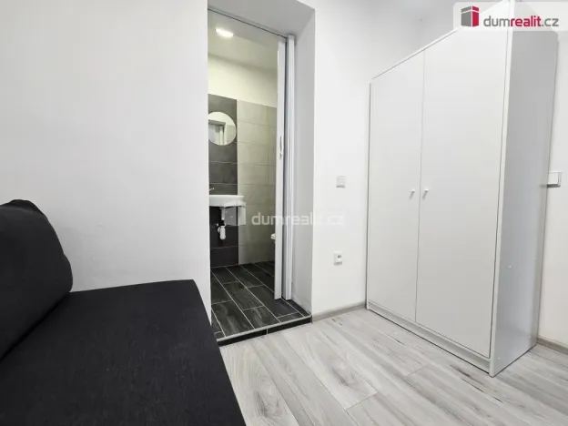 Pronájem bytu 1+kk, Lužná, Nová, 22 m2