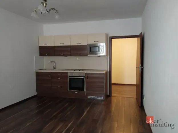 Pronájem bytu 1+kk, Plzeň - Východní Předměstí, Božkovská, 34 m2