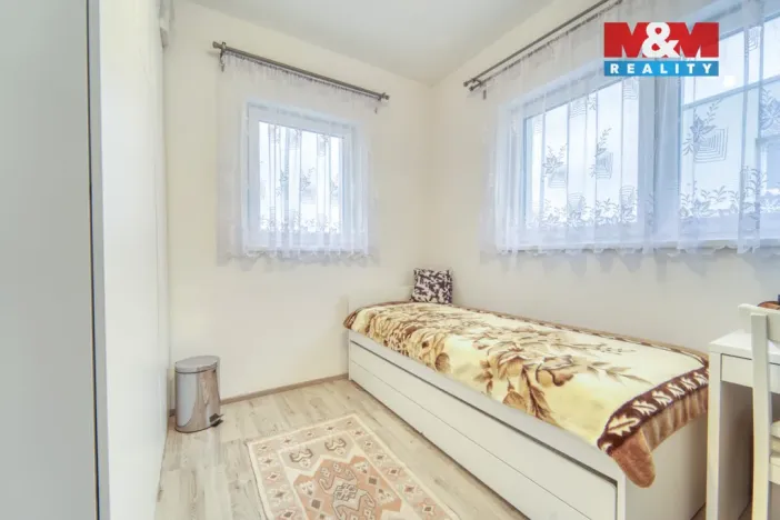 Prodej bytu 4+kk, Králův Dvůr - Křižatky, Na Vinohradech, 94 m2