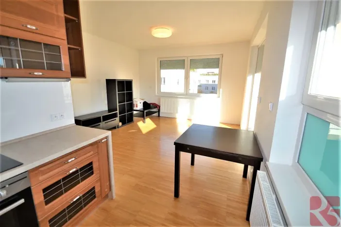 Pronájem bytu 2+kk, Praha - Záběhlice, Práčská, 50 m2