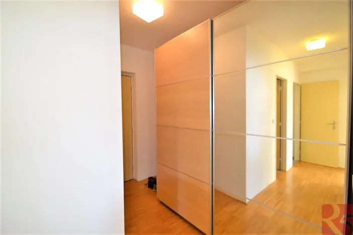 Pronájem bytu 2+kk, Praha - Záběhlice, Práčská, 50 m2