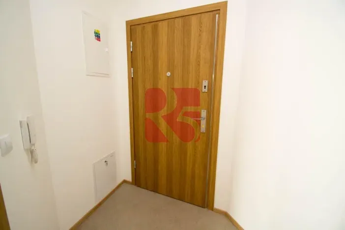 Pronájem bytu 2+kk, Praha, Na Křtině, 64 m2