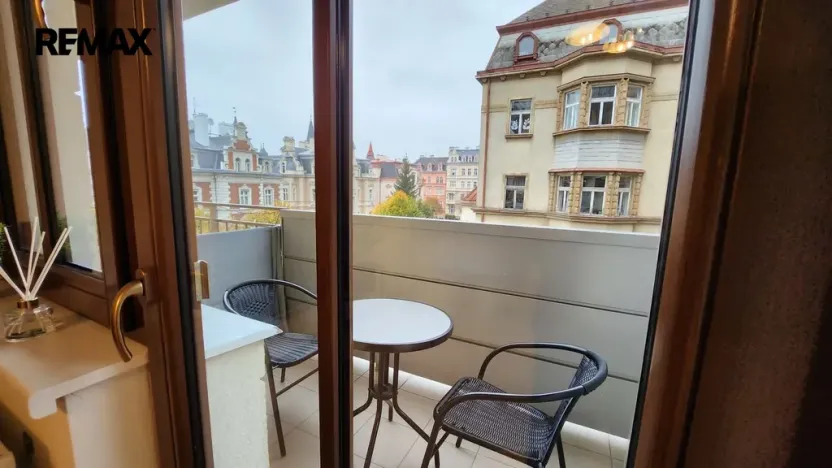 Pronájem bytu 2+kk, Karlovy Vary, Svahová, 45 m2