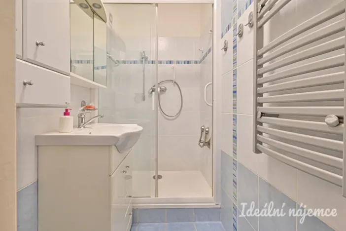 Pronájem bytu 2+kk, Praha - Michle, Ohradní, 45 m2