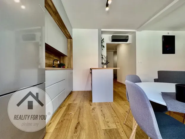 Pronájem bytu 2+kk, Praha - Libeň, U Balabenky, 53 m2