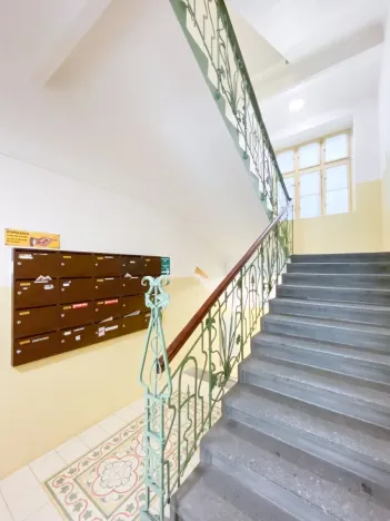 Pronájem bytu 1+kk, Praha - Žižkov, Bořivojova, 35 m2