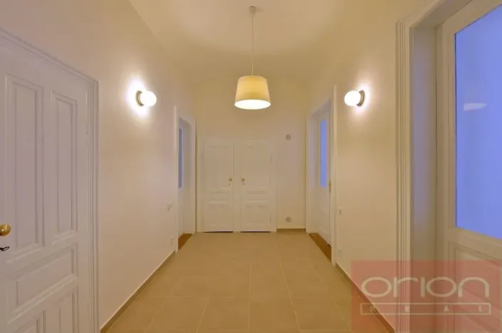 Pronájem bytu 3+kk, Praha - Vinohrady, náměstí Jiřího z Poděbrad, 93 m2