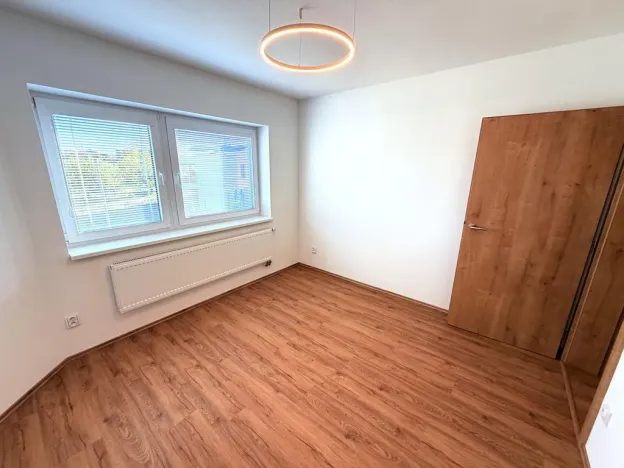 Pronájem bytu 2+kk, Brno - Ivanovice, Hřebíčková, 33 m2