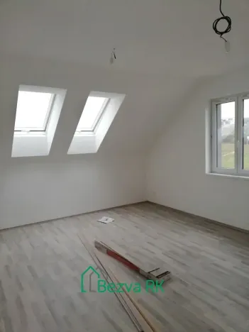 Pronájem bytu 1+kk, Hýskov, Kladenská, 33 m2